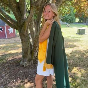 Meet your Posher, Angie